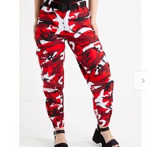 RedFox Red Burgundy White Black Camouflage Cargo Pants Size Small